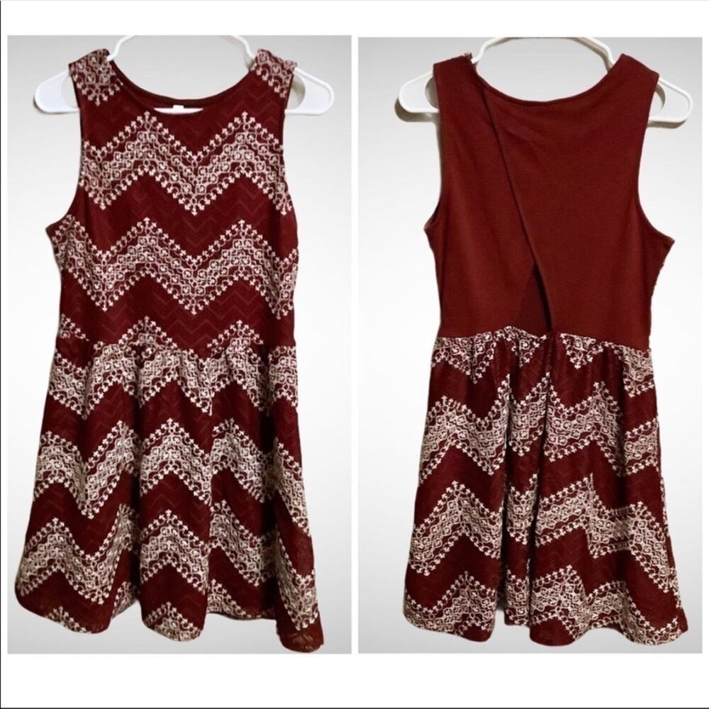 Xhileration Juniors Teens Red White Soft Zig Zag Dress Size Large